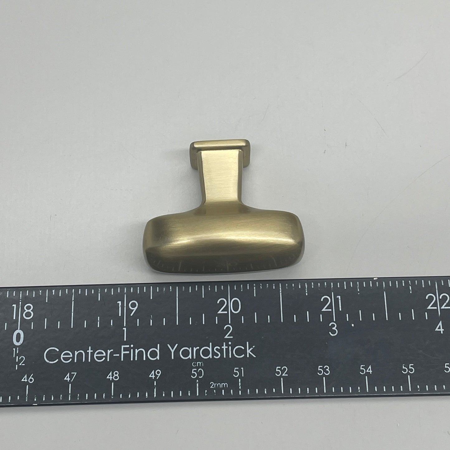 BERENSON (25 PK) Subtle Surge Modern Brushed Gold Knob 1240-1MDB-P