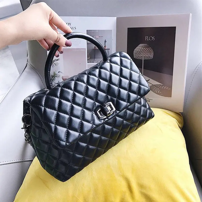 Style Loft Collection Diamond Quilted Chain Bag