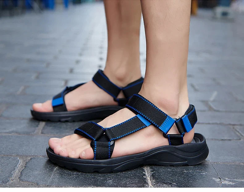 2026 New Men Sandals Non-slip Summer Flip Flops High Quality Outdoor Beach Slippers Casual Shoes Cheap Men's shoes Water Shoes