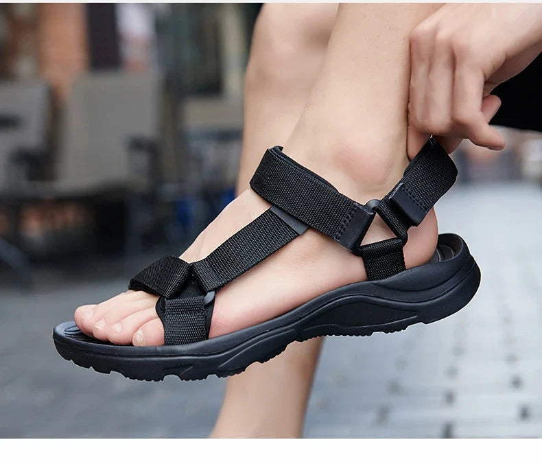 2026 New Men Sandals Non-slip Summer Flip Flops High Quality Outdoor Beach Slippers Casual Shoes Cheap Men's shoes Water Shoes
