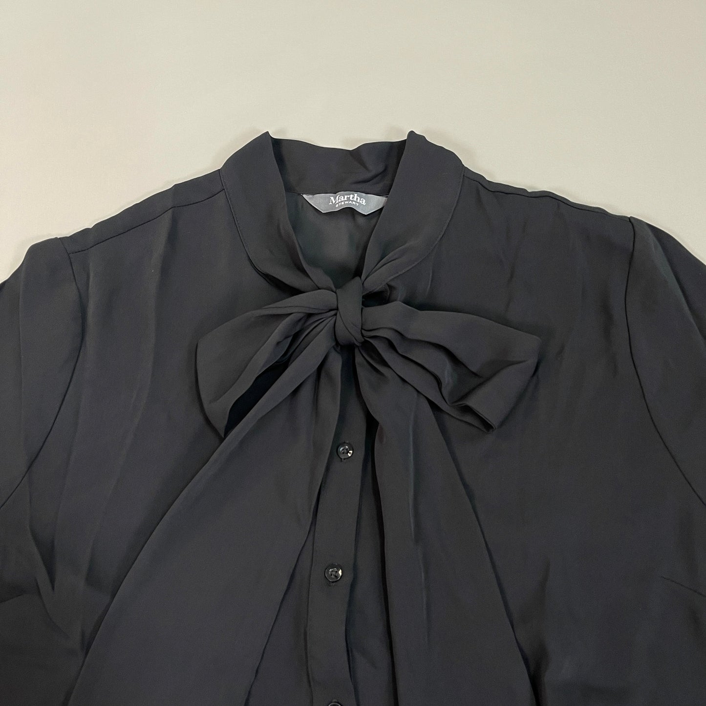 MARTHA STEWART Woven Front Button Blouse Top Tie Neck Women's Sz L Francesca Black (New)
