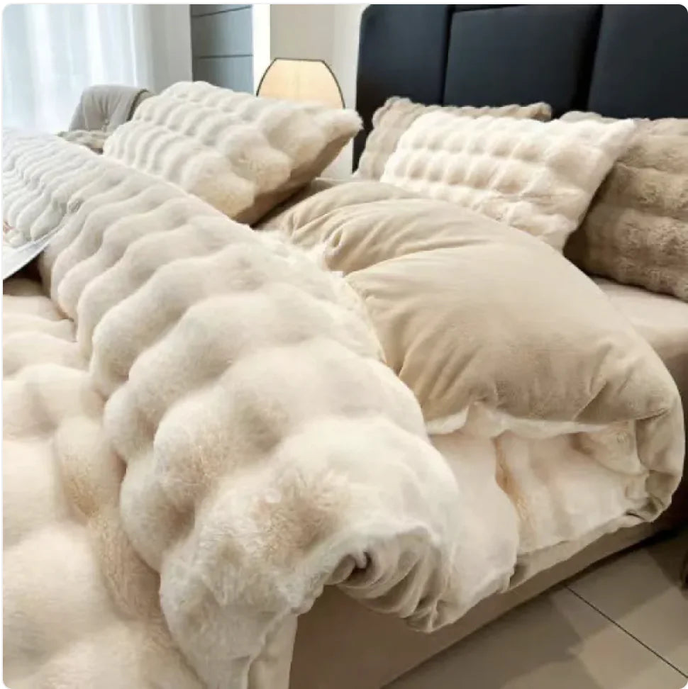 Style Loft Collection Hyper-Plush Thermal Coral Fleece 4-Piece Bedding Set