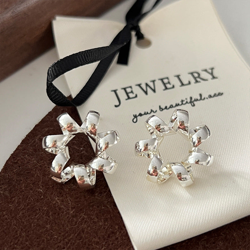 Twist Flower Hollow Stars Stud Earrings