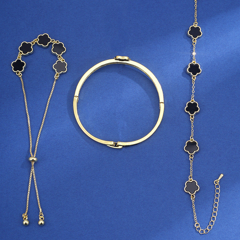 Lucky Flower Lace Bracelet Set