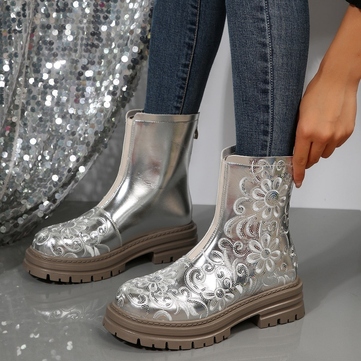 Embroidered Plus Size Fashion Boots