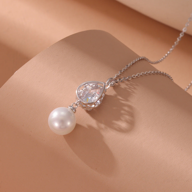 Non-fading Zircon Pearl Drop Necklace