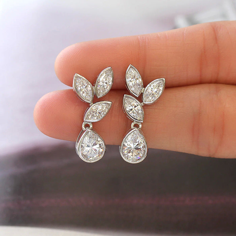 Leaf Horse Eye Earrings