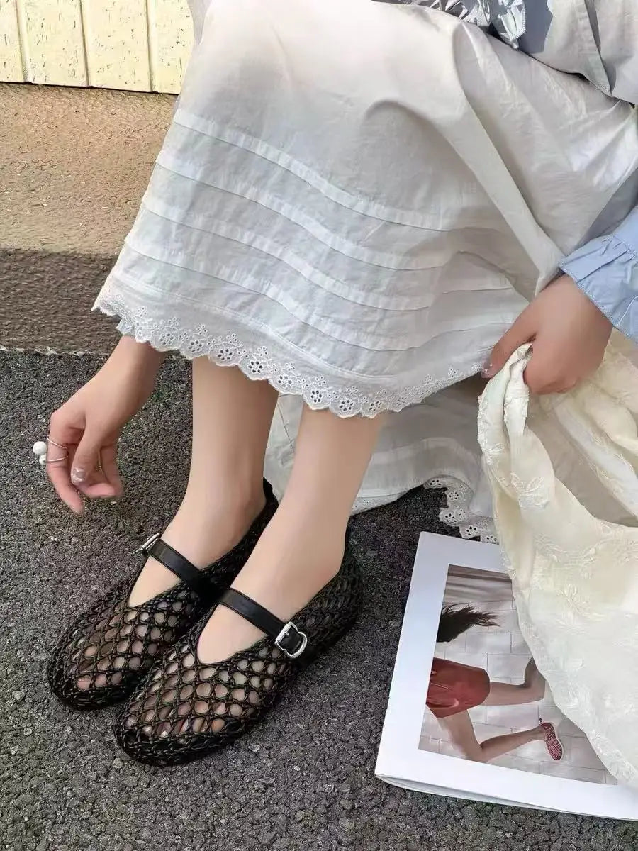 2026 Summer New Fashion Simple One-Buckle Vintage Flats for Women, Soft and Comfortable Ballet Shoes, Shallow Mouth Sandals