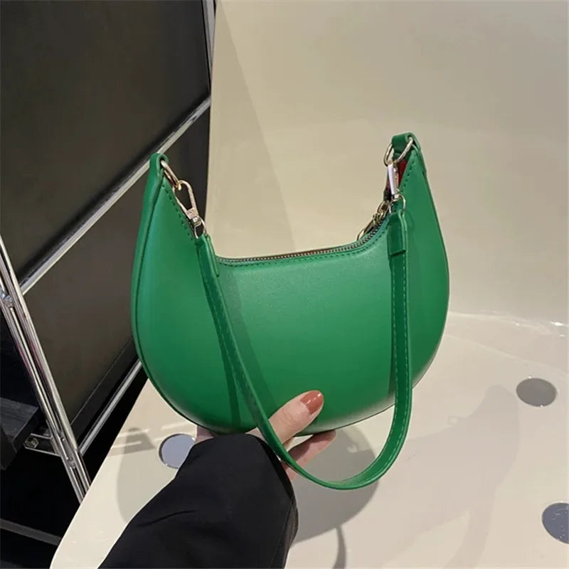 New Fashionable High-End Moon-Shaped Baseball Bag | Luxury Women's Single Shoulder Bag (Sequined Vintage Handbag)