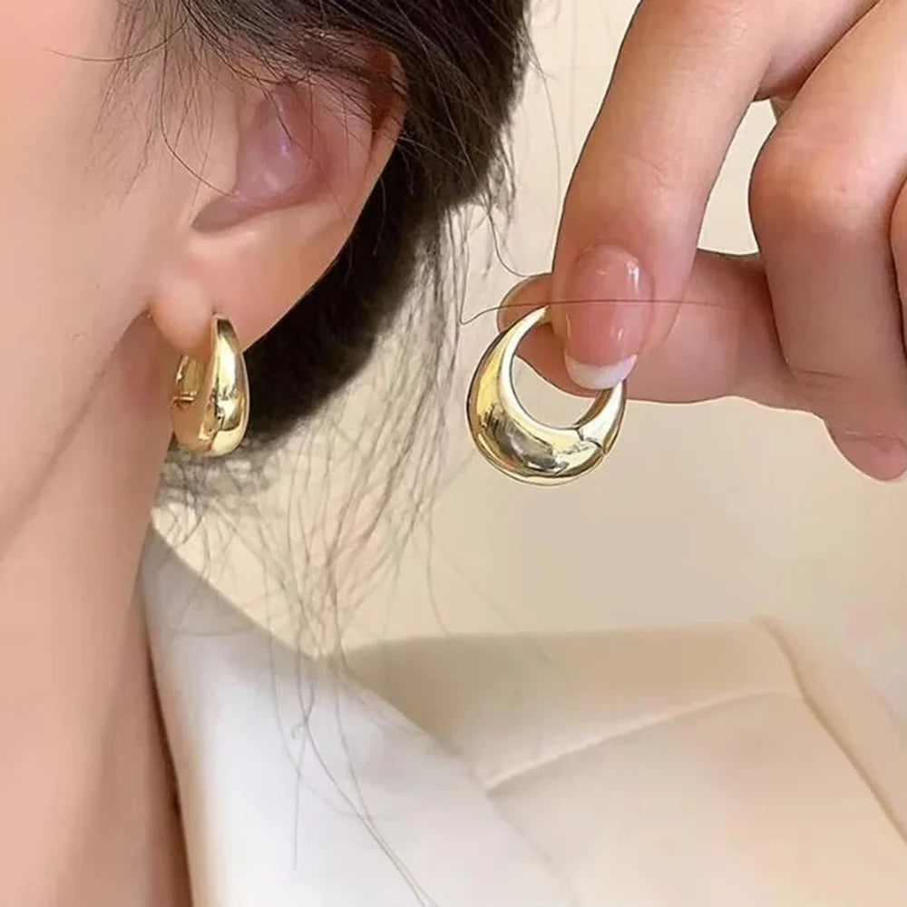 Stainless Steel Smooth Metal Chunky Hoop Earrings for Women Fashion Round Circle Hoops Statement Earrings Trendy Jewelry