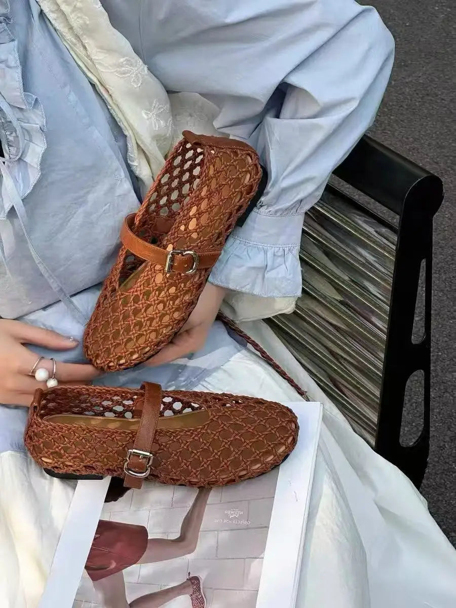 2026 Summer New Fashion Simple One-Buckle Vintage Flats for Women, Soft and Comfortable Ballet Shoes, Shallow Mouth Sandals