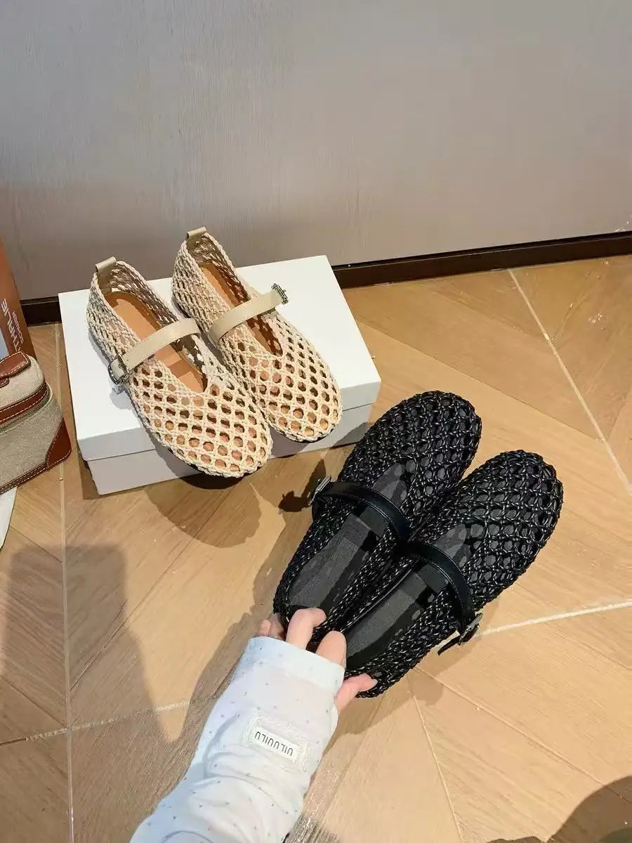 2026 Summer New Fashion Simple One-Buckle Vintage Flats for Women, Soft and Comfortable Ballet Shoes, Shallow Mouth Sandals