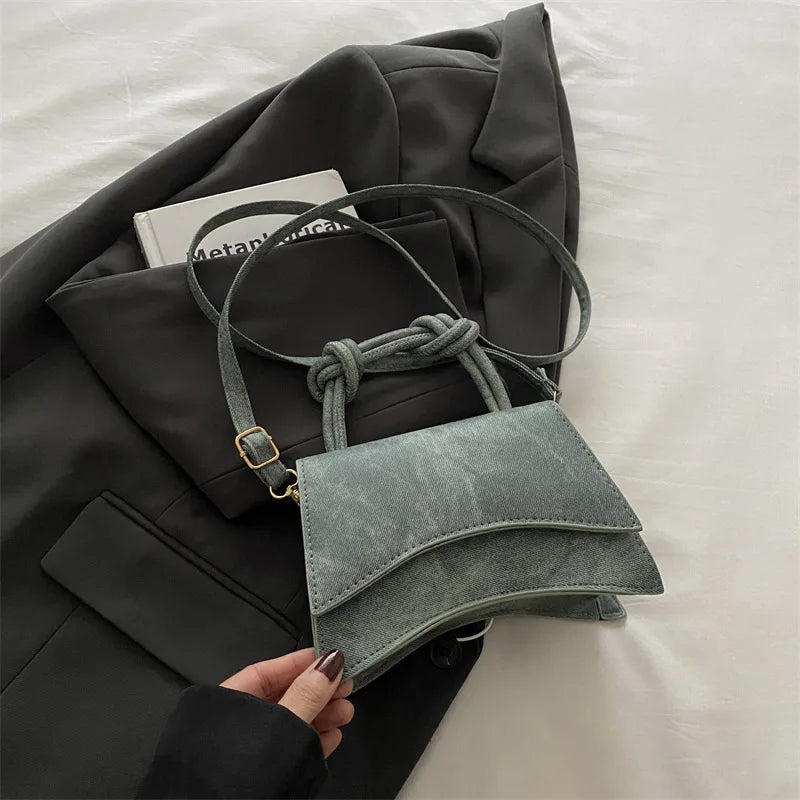 Fashionable Women's Shoulder Bag | Pure Color Trendy Crossbody Bag & Simple Casual Diagonal Bag (Small Square Bags for Autumn & All Seasons)
