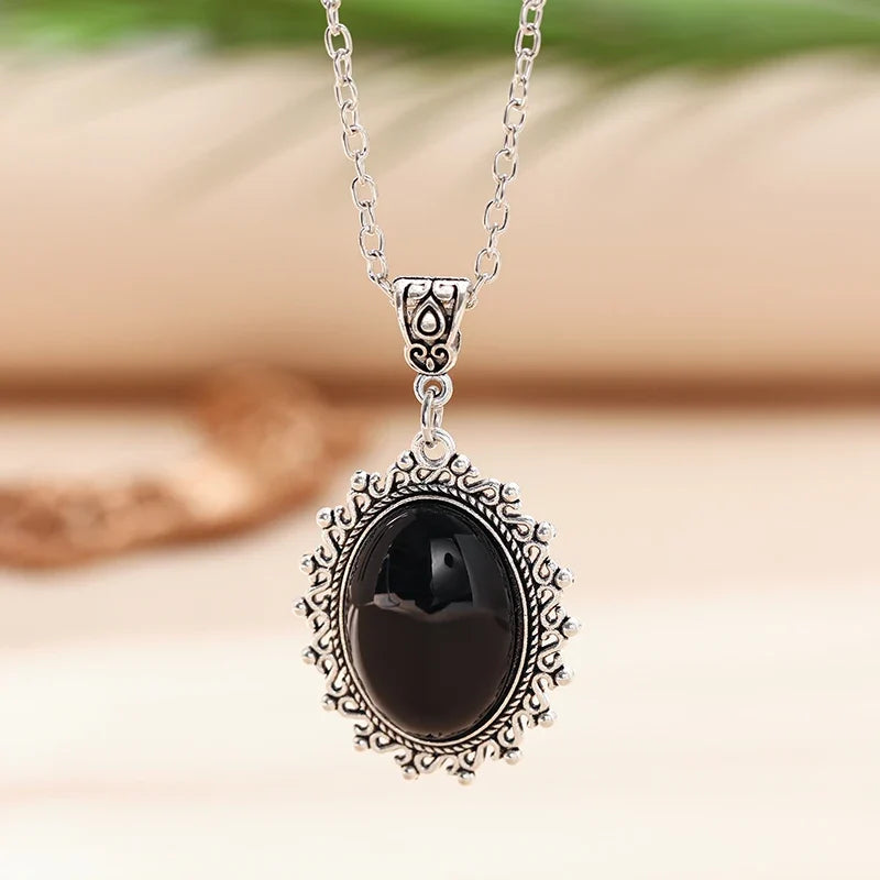 Gothic Vampire Cameo Pendant Choker Velvet Necklace for Women Fashion Pagan Witchcraft Jewelry Female Gifts Creative Punk Choker