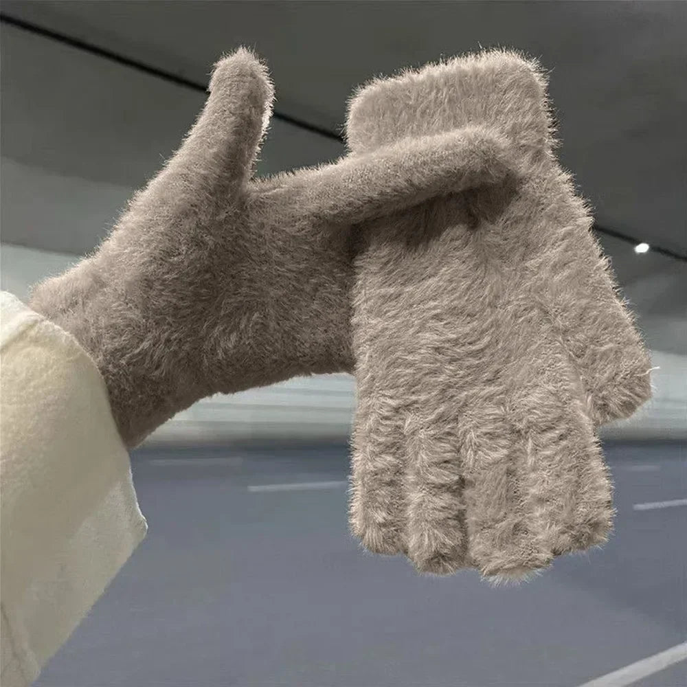 Fashion Thickened Furry Gloves Cold-proof Warm Winter Gloves Windproof Breathable Five Finger Gloves Winter