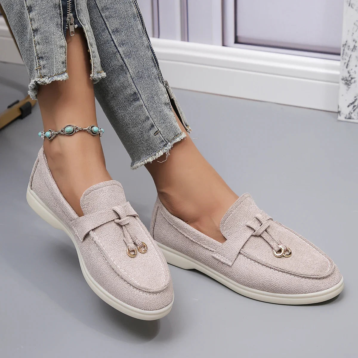Comfortable Spring and Autumn New Large Size Soft Sole Women's Shoes British Style Fashion Flat Shoes Comfortable Casual Shoes