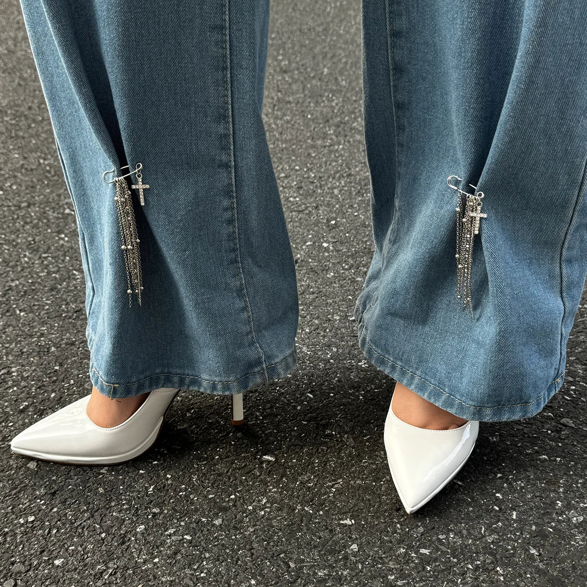 Retro Sweet Imitation Pearl Metal Chain Tassel Pendant Pin Pants Foot Chain 2025 Creative Girl Fashion Sweet Fashion Jewelry