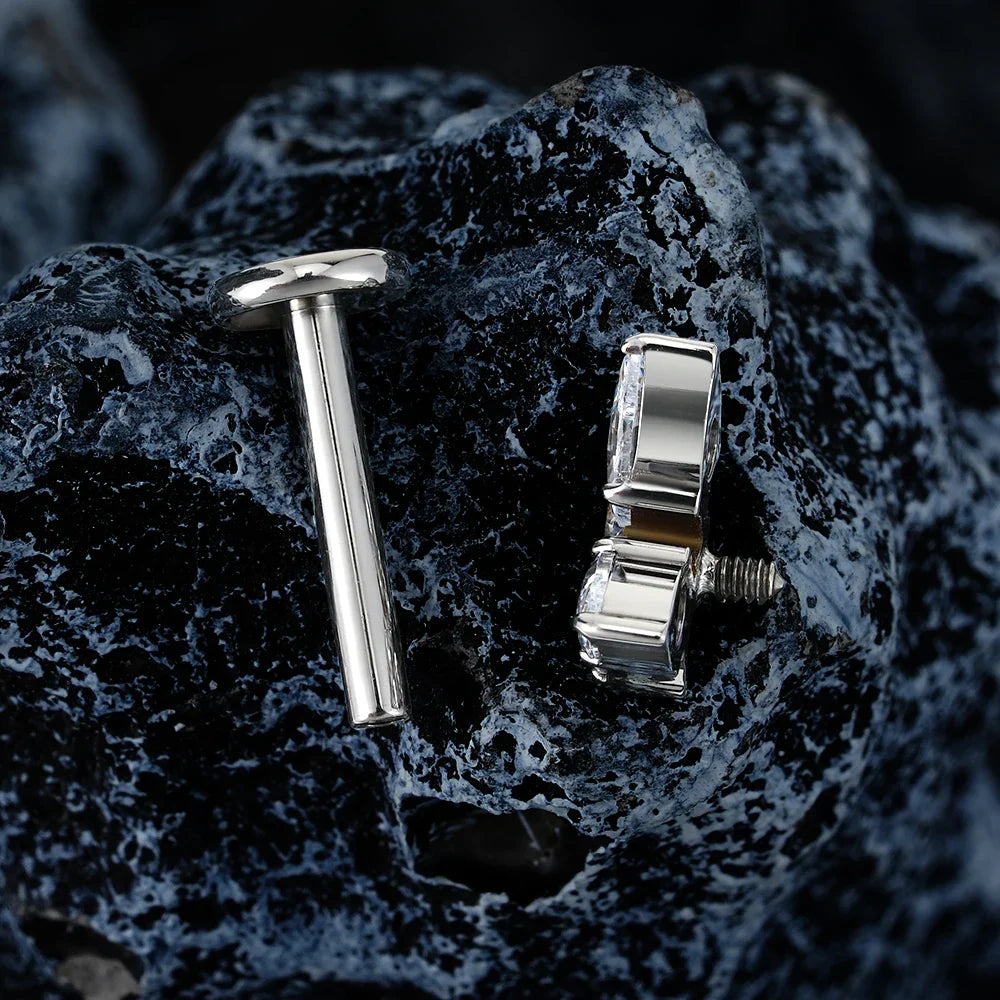Right Grand ASTM F136 Titanium 16G Mini Butterfly CZ Labret Tragus Cartilage Conch Forward Helix Stud Nose Piercing Body Jewelry