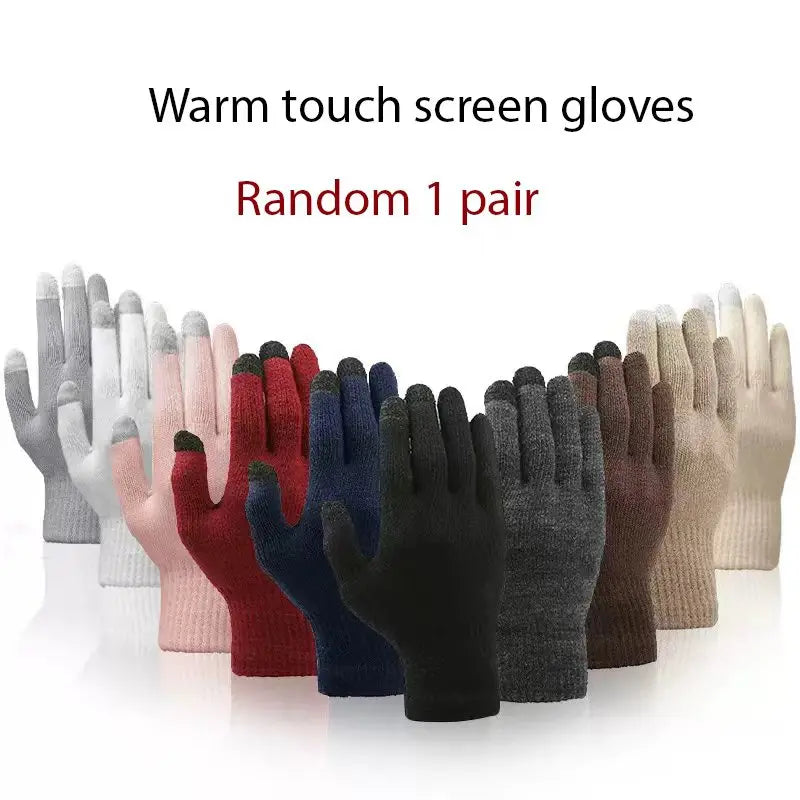 Randomly equipped with warm autumn and winter gloves for children aged 3 to 12, including anti-slip gloves with dispensing glue