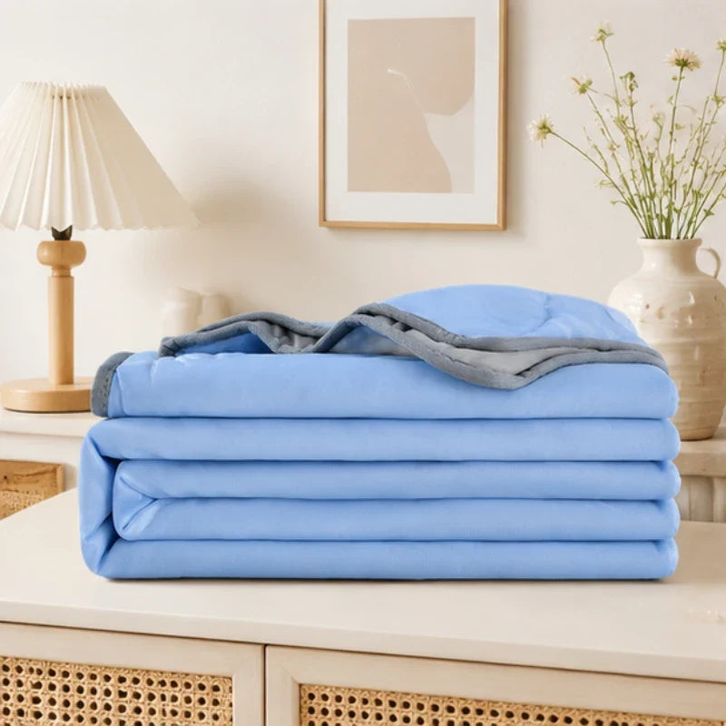 Breathable Cooling Summer Duvet Solid Color Lightweight Soft Cool Touch Comforter Quilt For Bedroom Indoor AC Daily Sleep