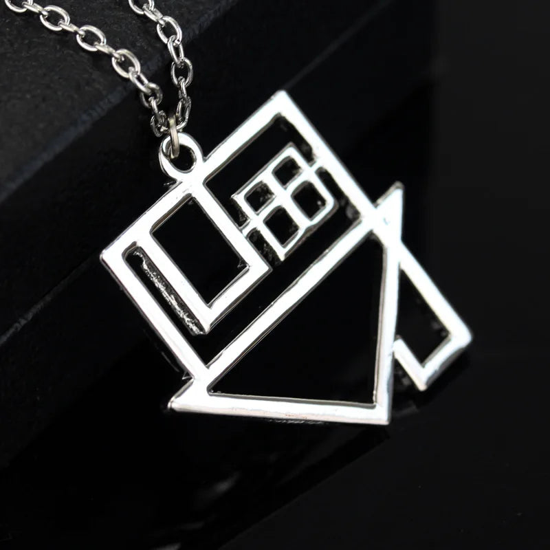 Hip Hop Rock Style Hollow House Pendant Necklace Punk Creative Trend Men Sweater Chain Fashion Clothing Jewelry Accessories Gift