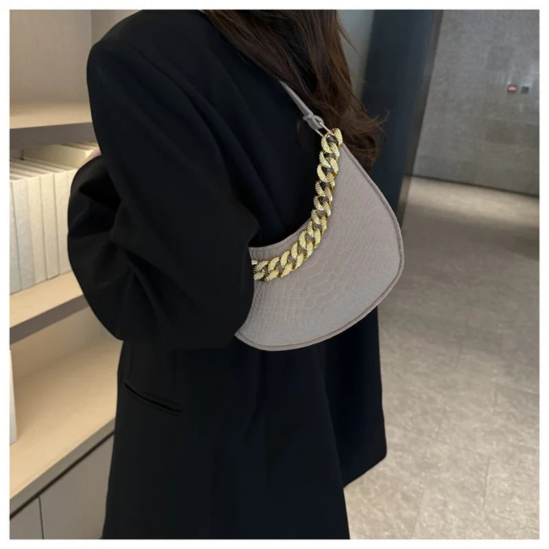 Fashion Women's Felt Handbag | Imitation Metal Chain Underarm Bag (Retro Ladies Solid Color Shoulder Bag, Trendy Casual Clutch Purse)