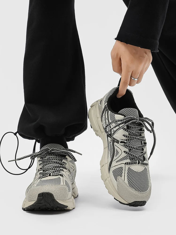 High Quality New Sneakers Men Women Fashion Casual Shoes with Neutral Anti Slip Anti Odor Performance Hot Selling Retro Run Shoe