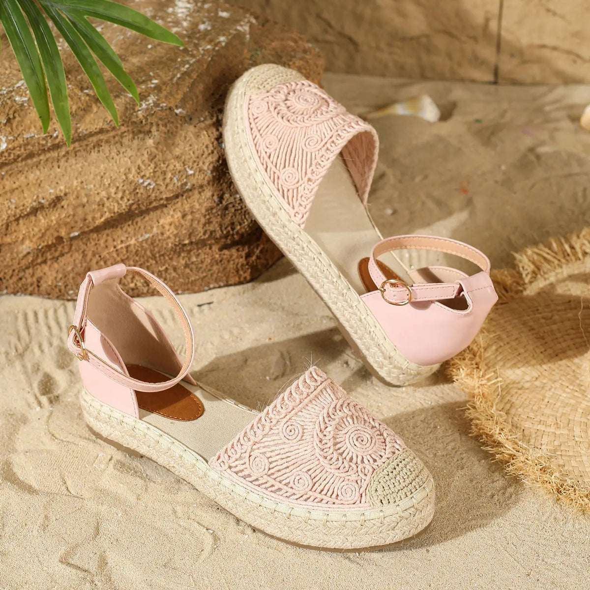 New 2026 Summer Women's Vintage Flats Hemp Rope Bottom Sandals Comfortable Sandals Women's Fisherman Sandals Sandalias De Mujer