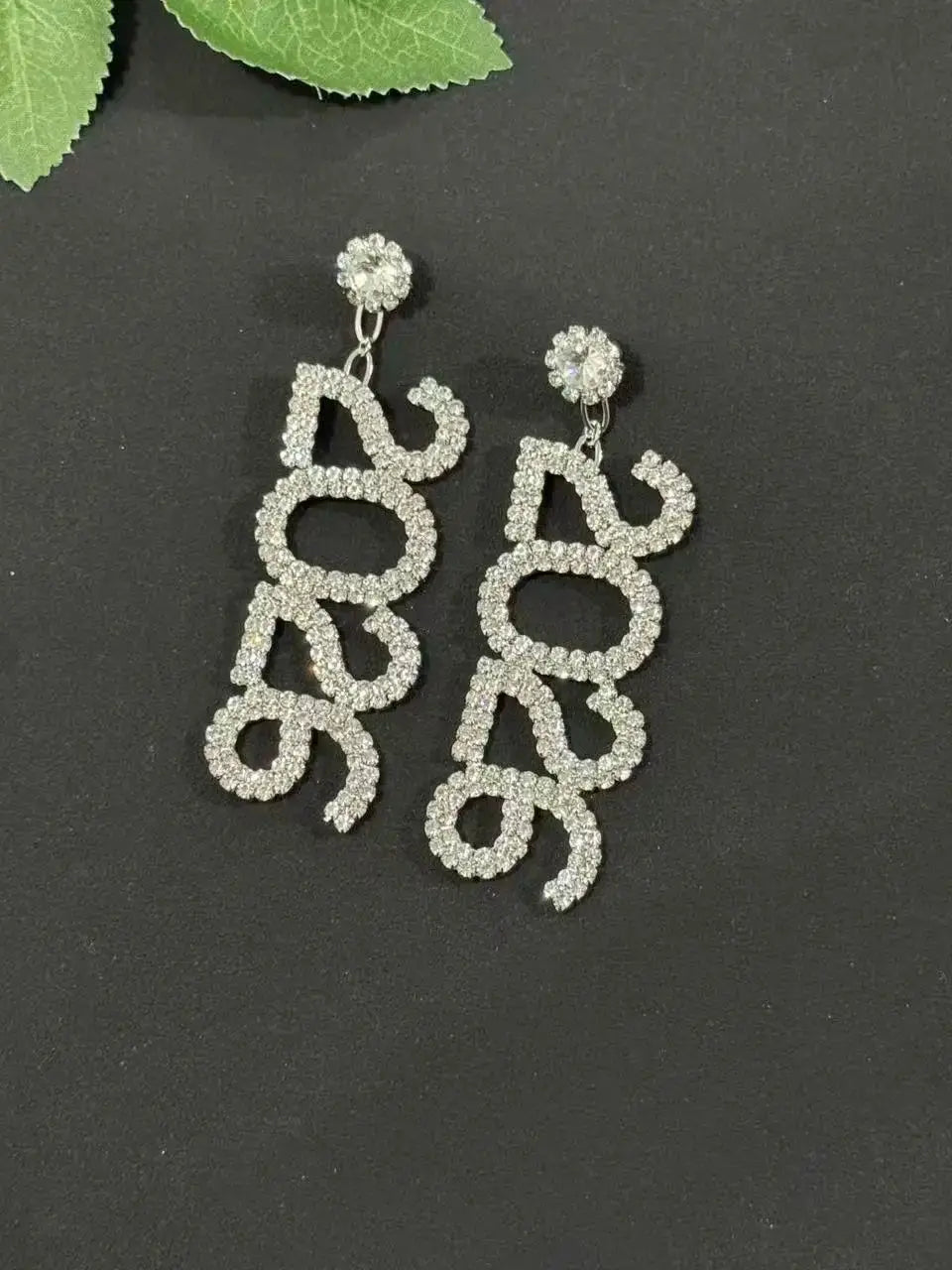 New Full Diamond New Year's Number 2026 Earrings, Christmas Gifts, Personalized Water Diamond Earnail Accessories