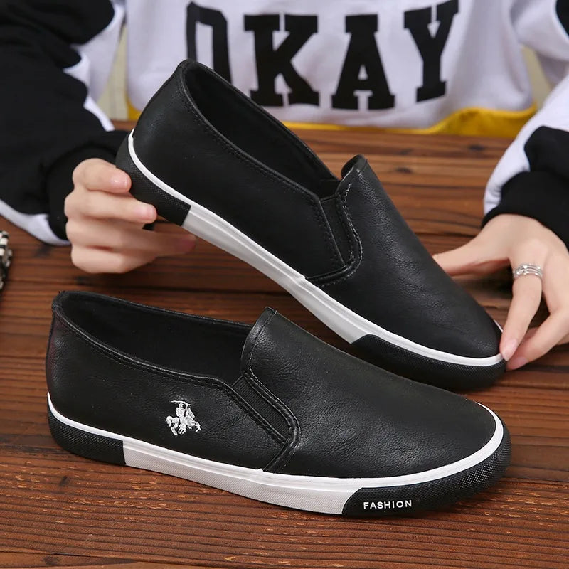 2026 New Leather Men's Shoes Luxury Fashion Men Casual Shoes Retro Comfortable Loafers High Quality Men's Sneakers Driving Shoes