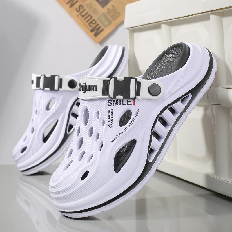 2026 New Men's Holes oes Summer Thi Bot Anti-Slip Driving Beach Slippers Spor Casual EVA Injection Moulding Footwear