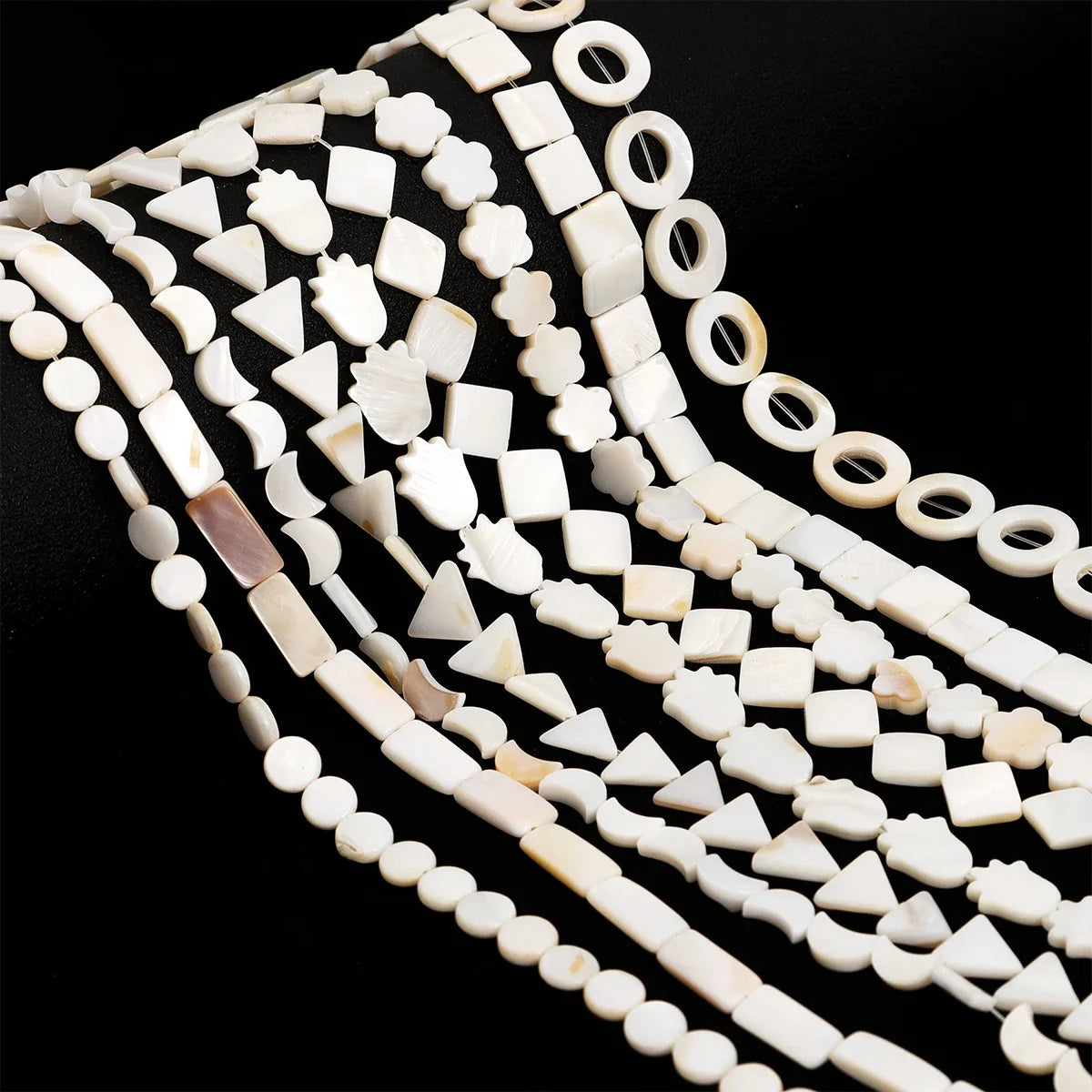 Natural Shell Beads Mother of Pearl Love Star Oval Round Flat Loose Spacer Beads for Jewelry Making DIY Charm Bracelet Necklace