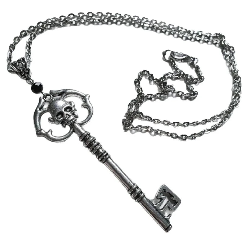 Trendy European and American Gothic Dark Skeleton Lovers Key Necklace Personalized Gift Creative Collar