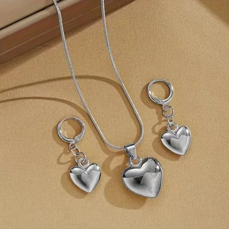Two-piece heart-shaped necklace jewelry set - Heart pendant necklace and earring set, perfect for women's daily wear or parties.