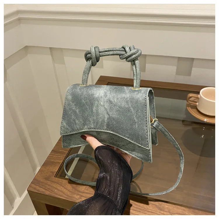Fashionable Women's Shoulder Bag | Pure Color Trendy Crossbody Bag & Simple Casual Diagonal Bag (Small Square Bags for Autumn & All Seasons)