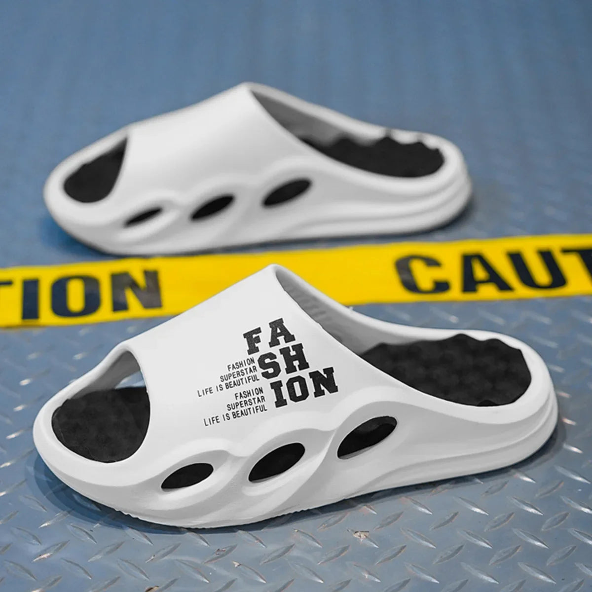 Men Fashion Massage Slippers Indoor/Outdoor Sandals Beach Flip Flop Thick Sole Male Slides Summer Non-Slip Men Shower Slippers