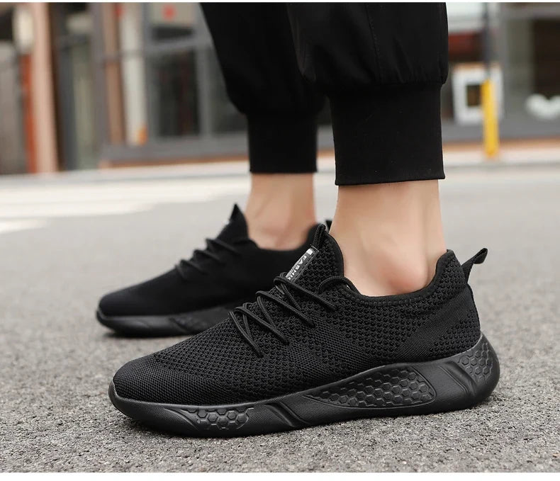 Breathable Men's Sneaker Casual Antiskid and Wear-resistant Jogging Men Sport Shoes Hot Sale Light Man Running Comfortable