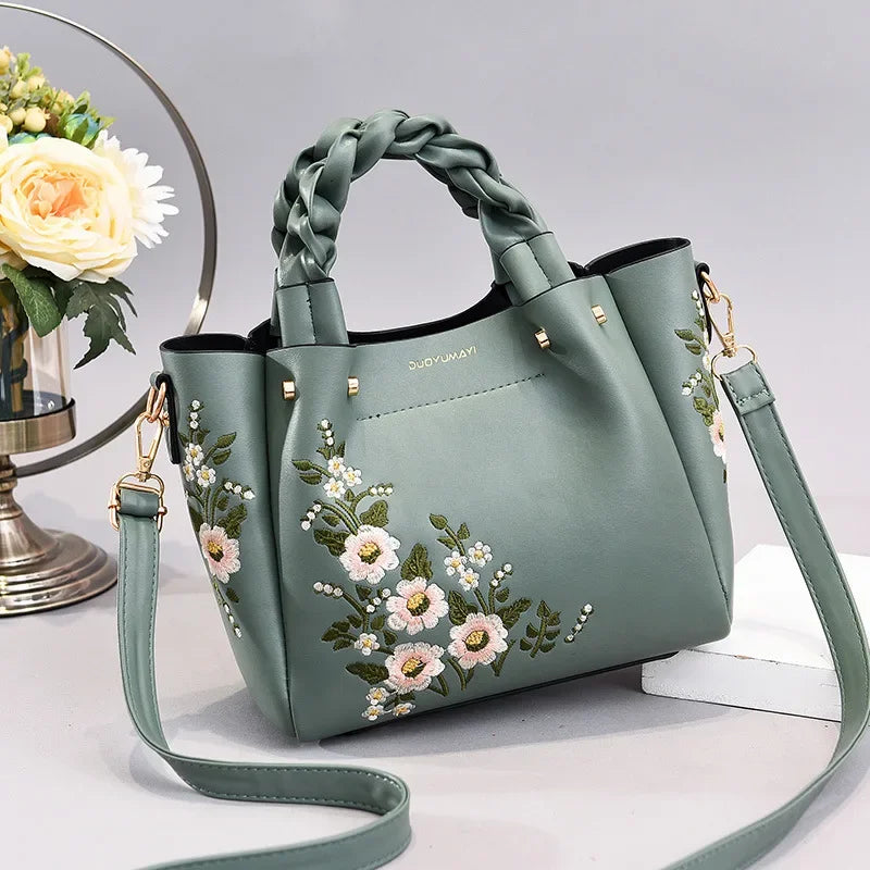 New Luxury Design Women's Pleated Tote Bag | Solid Color Underarm Handbag & Purses (Shoulder Bag, Female Retro Pouch)
