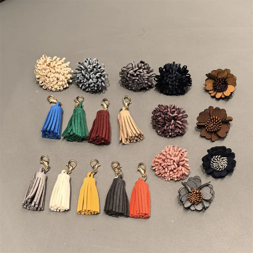 1Pcs Autumn Winter Maillard Tassel Pendant Shoe Charms Leather Flower Shoelace Buckle Sports Shoe Decoration Accessory Buckle