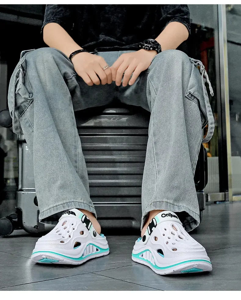 2026 New Men's Holes oes Summer Thi Bot Anti-Slip Driving Beach Slippers Spor Casual EVA Injection Moulding Footwear