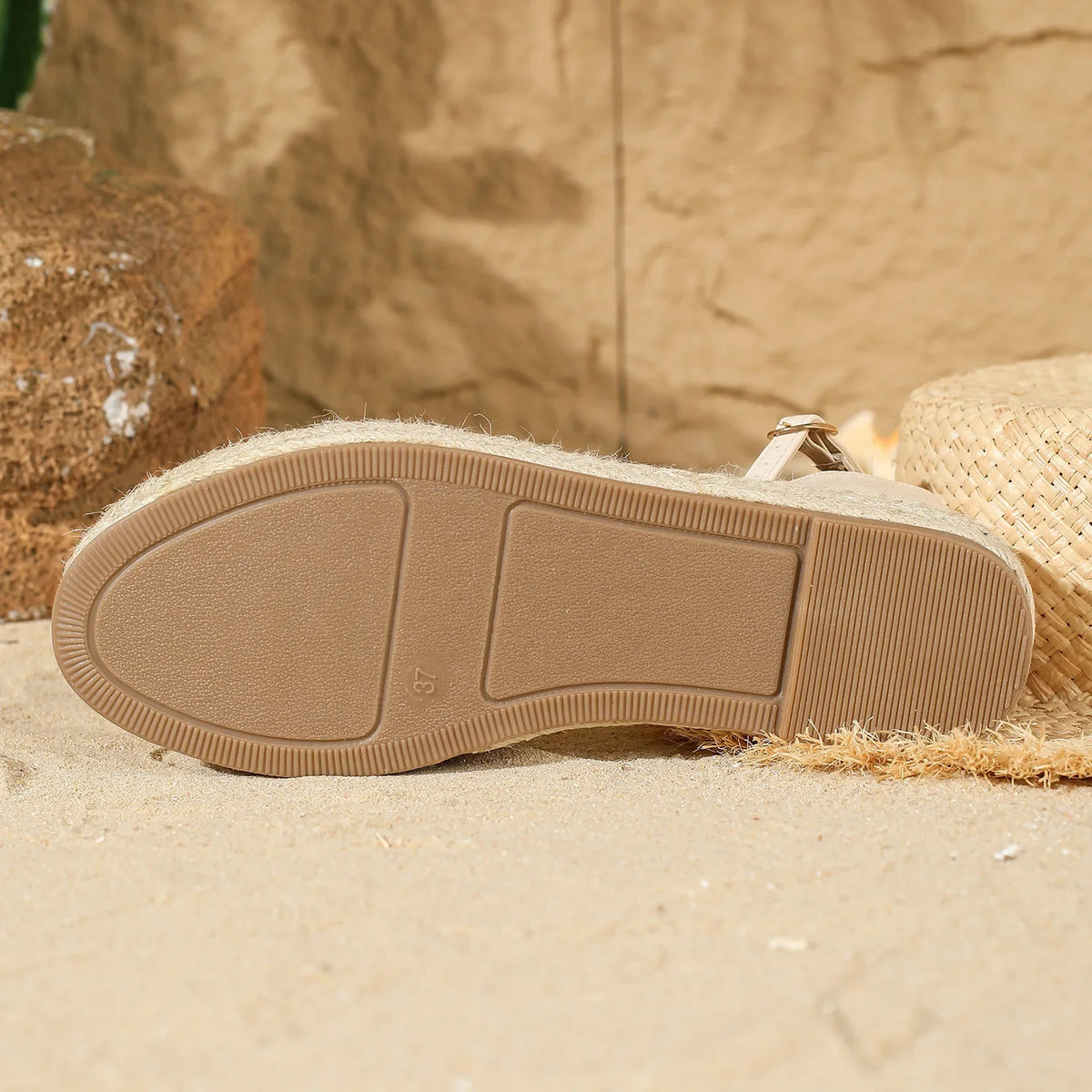 New 2026 Summer Women's Vintage Flats Hemp Rope Bottom Sandals Comfortable Sandals Women's Fisherman Sandals Sandalias De Mujer