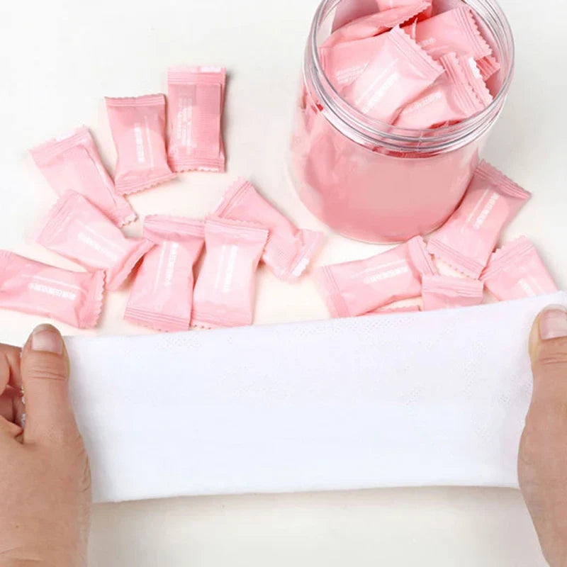 10pcs Disposable Travel Towels Compressed Facial Wipe Compact Tablet Mini Wipes Wipe Square Wipes Tissues Convenient Towels