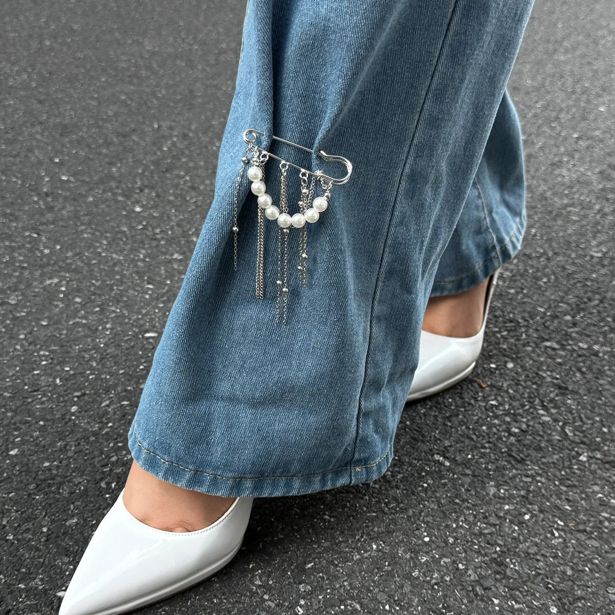 Retro Sweet Imitation Pearl Metal Chain Tassel Pendant Pin Pants Foot Chain 2025 Creative Girl Fashion Sweet Fashion Jewelry