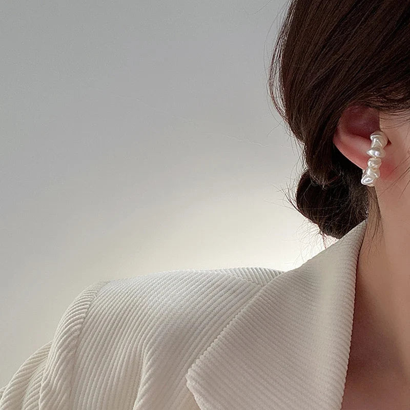 Irregular Pearl Ear Clip Fake Piercing Ear Cuff Artificial Pearls Ear Clips On Earrings Women French Retro Elegant Jewelry Gifts