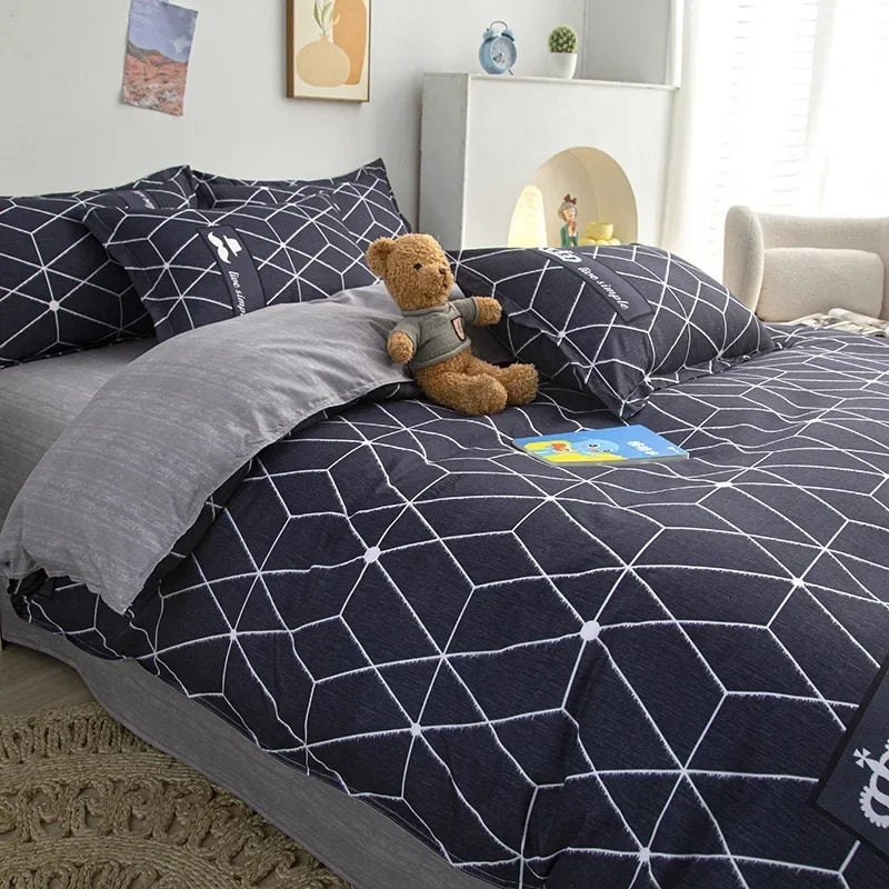 Lovely Cartoon King Size Duvet Cover Set 220x240 Skin Friendly Double Bed Quilt Cover Blanket Comforter Cover and Pillowcase