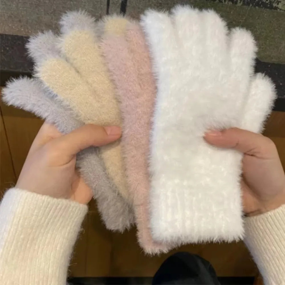 Fashion Thickened Furry Gloves Cold-proof Warm Winter Gloves Windproof Breathable Five Finger Gloves Winter