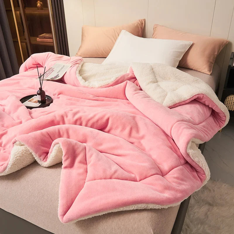 Spring Imitation Lambswool Multi-functional Blanket Queen Blankets for Bed Soft Plush Comfortable Milk Fleece Blanket for Throw