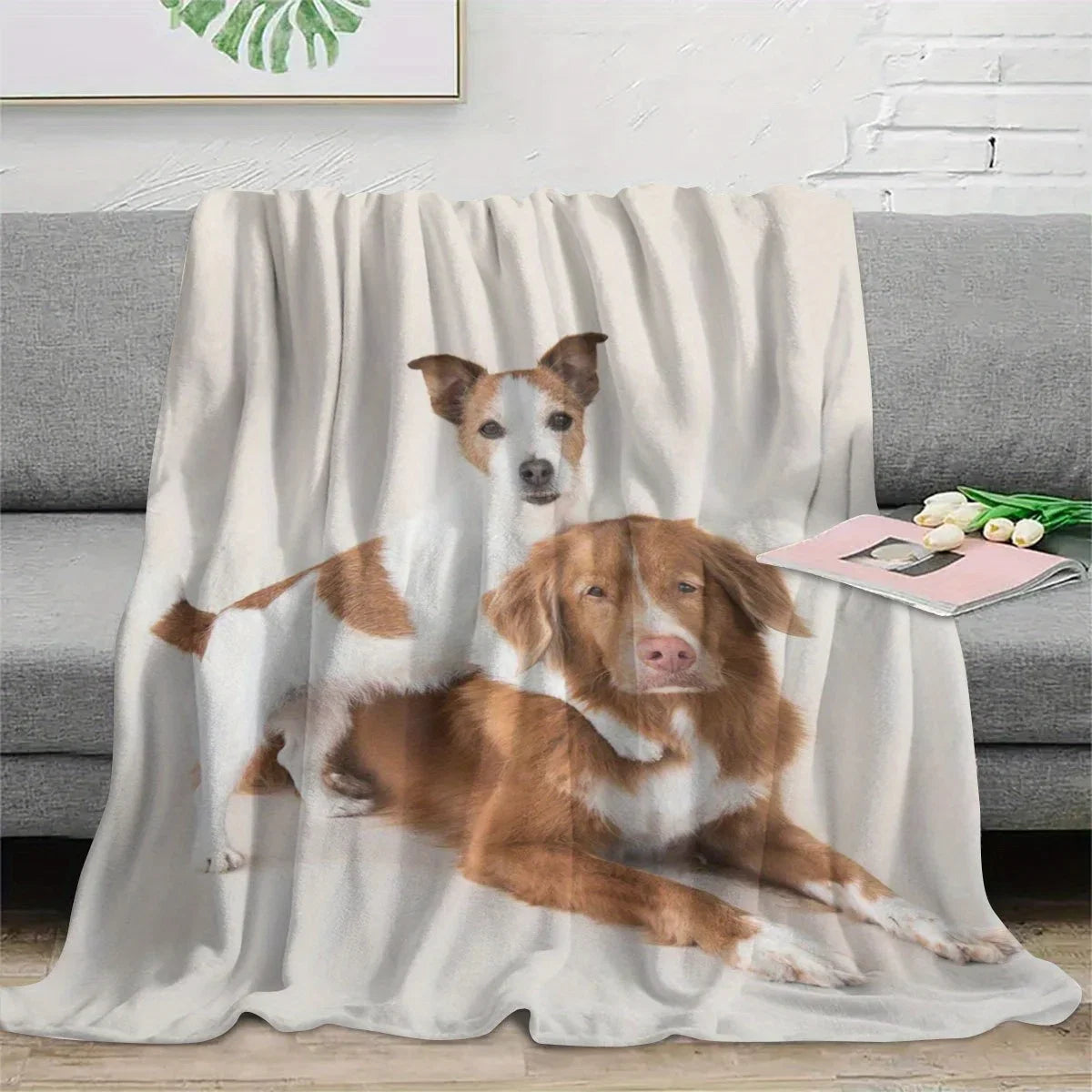 Customized Pet Blankets, Photo Blankets for Cats and Dogs, Personalized DIY Carpets, Custom-Made with Your Own Image, Comfortable Flannel Bed Blankets for All Seasons, Warm, Soft, Stylish, the Perfect Gift Souvenir for Animal