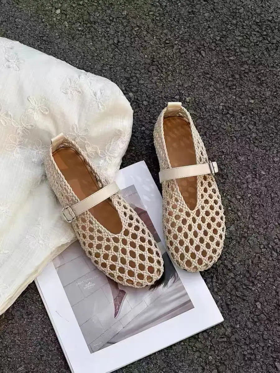 2026 Summer New Fashion Simple One-Buckle Vintage Flats for Women, Soft and Comfortable Ballet Shoes, Shallow Mouth Sandals