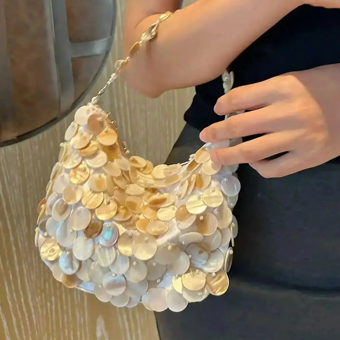 Luxury Sequin Internal Chain Shell Handmade Purse | Tote Handbag & Hobo Evening Bag (New Designer Woven Shoulder Bag for Women)